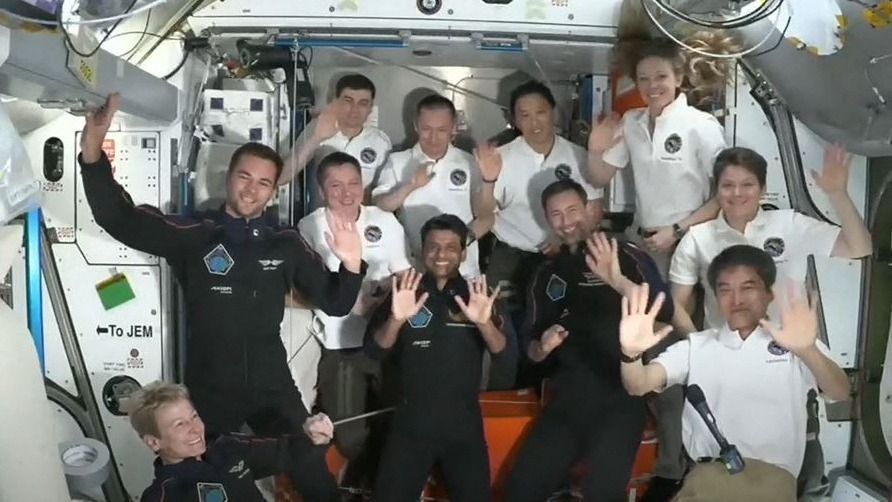 Így teltek Kapu Tibor utolsó órái az űrben: leválásra készül a Crew Dragon