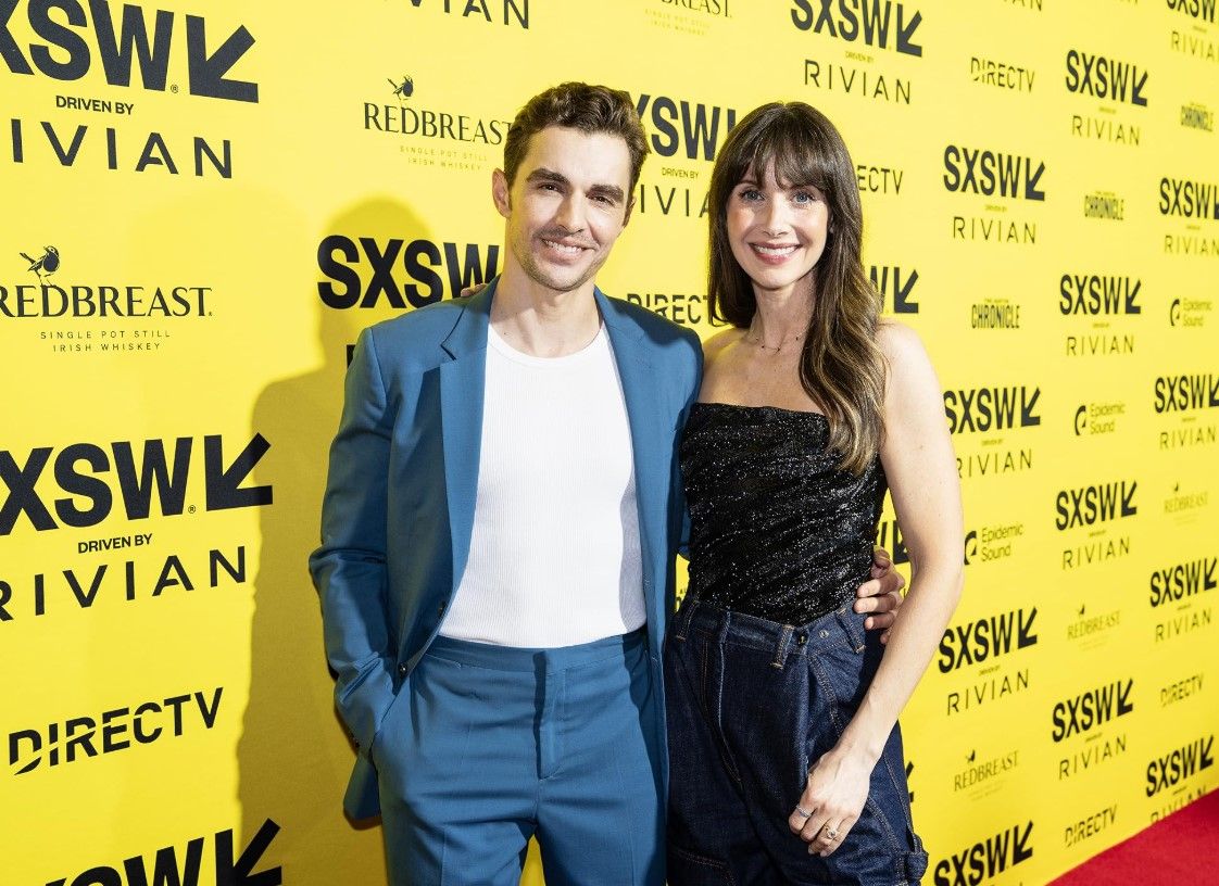 Együtt, Together, Horror, Dave Franco