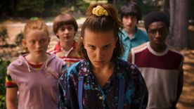 Stranger Things sztárjai már kinőtték a gyerekbiciklit – Ennyit nőttek a szereplők a sorozat indulása óta
