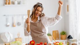 Mielőtt lángra gyúlnál a konyhában: 5 diétás recept, amihez a sütőt sem kell bekapcsolnod