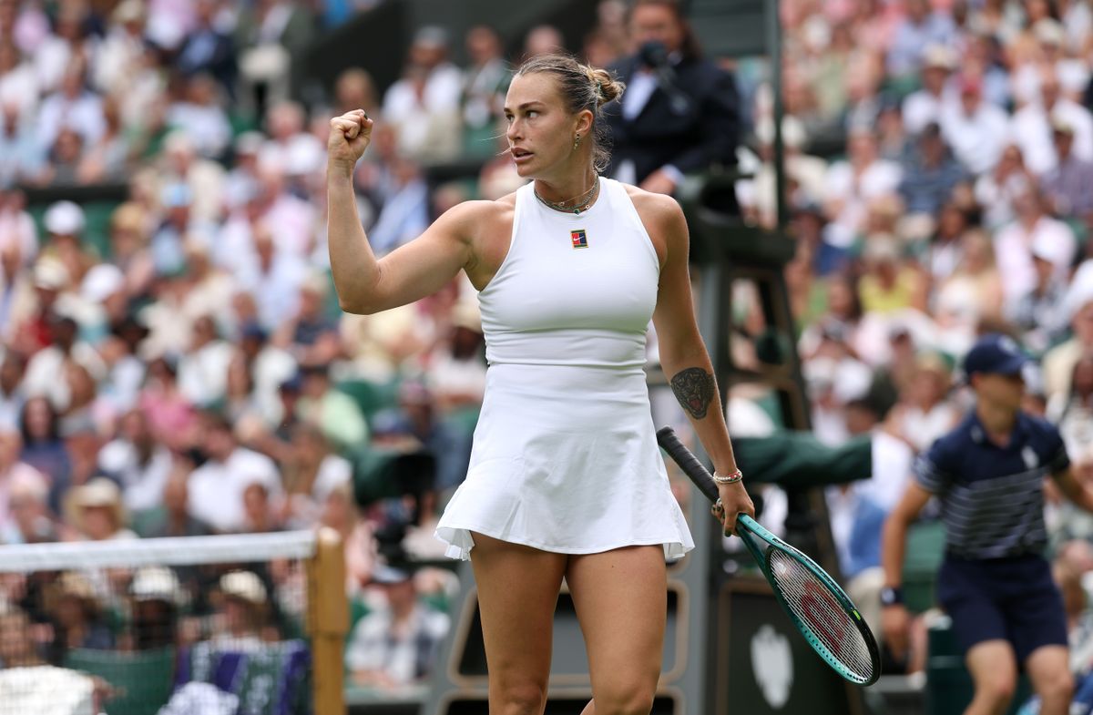 Wimbledoni tenisztorna 2025: Aryna Sabalenka önzetlenül segített a rosszul levő szurkolóknak