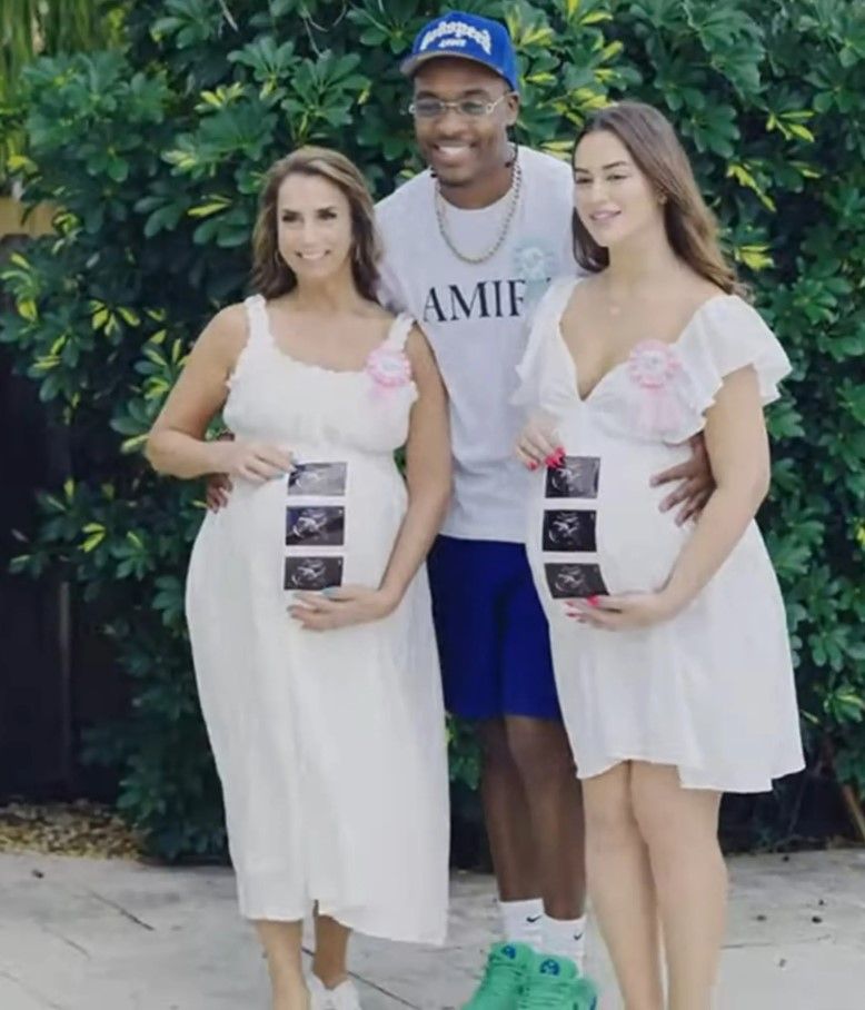 Anyósának és barátnőjének is gyereket csinált az influencer 