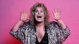 Ozzy Osbourne legendája: tényleg leharapta egy élő denevér fejét?