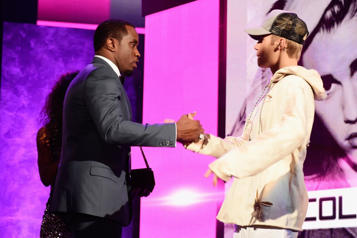 Justin Bieber menedzsmentje azt állítja, P. Diddy nem bántalmazta az énekest