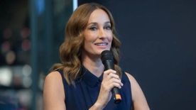 Epres Panni mindenkit túlragyogott az Anna-bálon: káprázatos ruhában jelent meg a rangos eseményen - FOTÓ