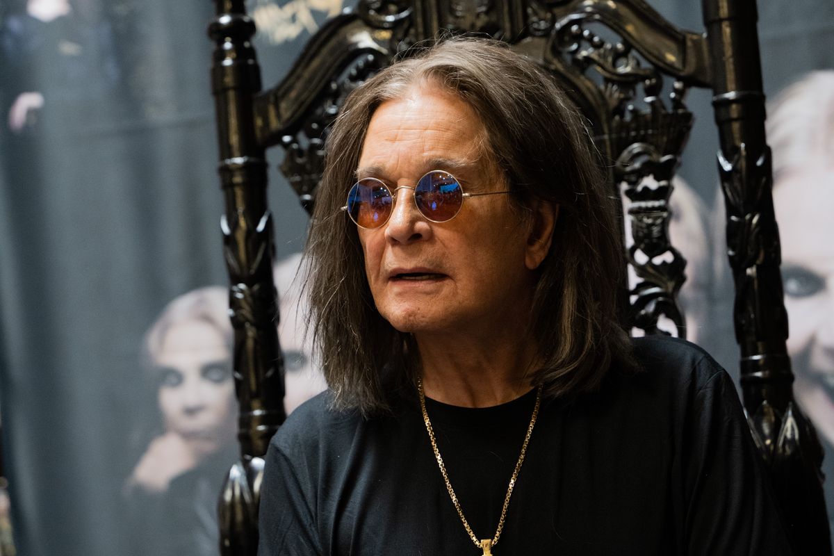 LONG BEACH, CALIFORNIA - SEPTEMBER 10: Musician Ozzy Osbourne signs copies of his album "Patient Number 9" at Fingerprints Music on September 10, 2022 in Long Beach, California. (Photo by Scott Dudelson/Getty Images)