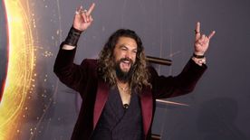 Jason Momoa hat év után leborotválta a szakállát – Így néz ki most
