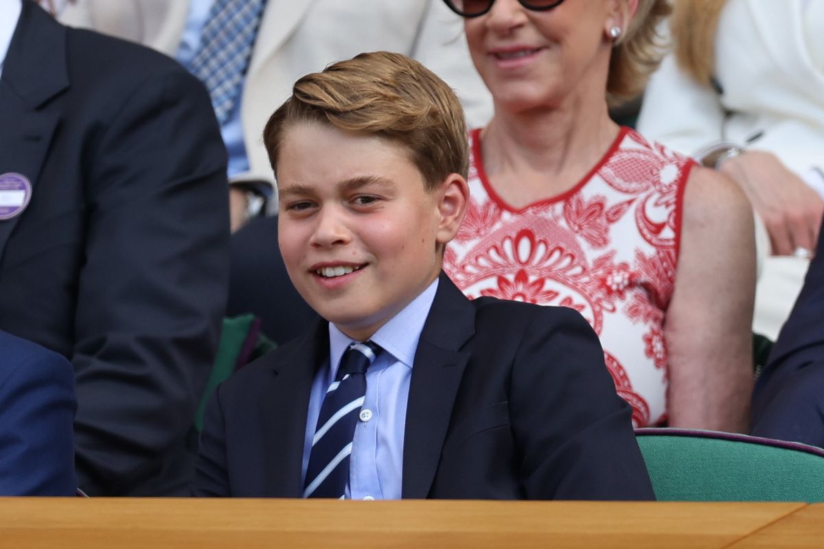 György herceg, Katalin hercegné fia, a brit királyi család trónörököse