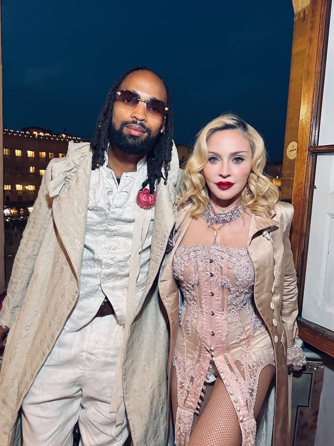 Madonna és 29 éves párja, Akeem Morris