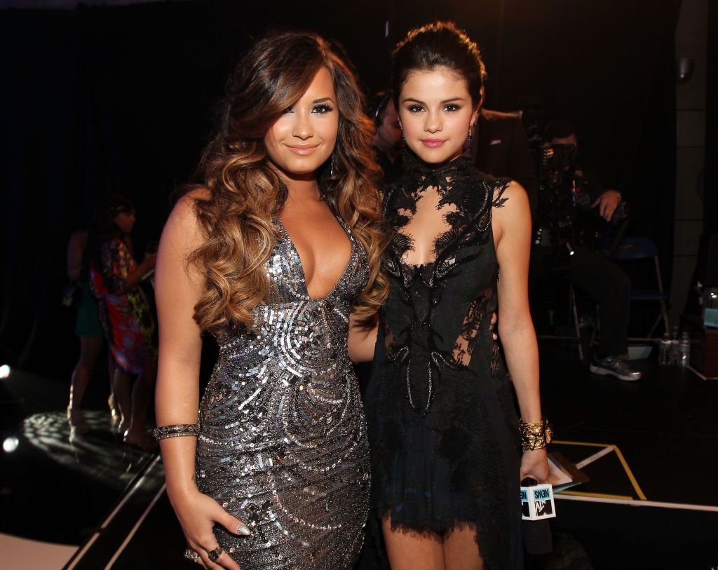 barátságok, Selena Gomez, Demi Lovato