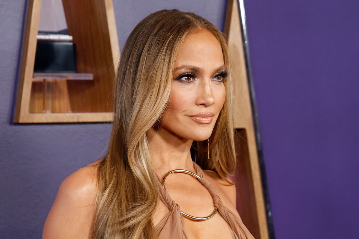 LAS VEGAS, NEVADA - MAY 26: (EDITORIAL USE ONLY) Jennifer Lopez attends the 2025 American Music Awards Winner's Walk on May 26, 2025 in Las Vegas, Nevada. (Photo by Taylor Hill/Getty Images)