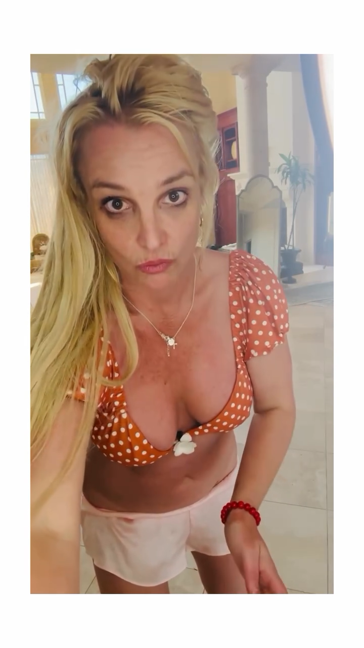 Britney Spears furcsa videót osztolt, aggódnak a rajongók