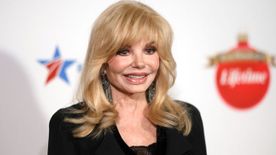 Meghalt a Diszkópatkányok színésznője, az egykori szexszimbólum, Loni Anderson