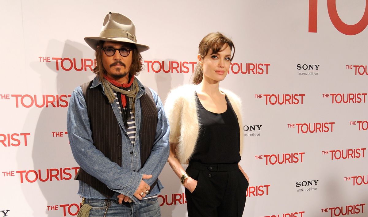 Angelina Jolie és Johnny Depp Az utazó című film forgatásán melegedett össze
