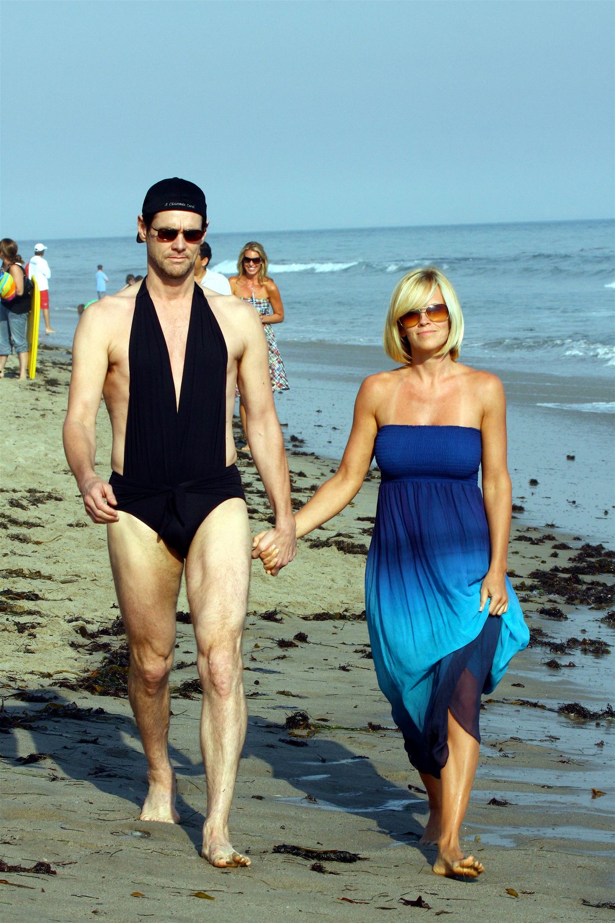 Jim Carrey and Jenny McCarthy in Malibu July 4, 208 X17online exclusive