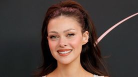Édesanyja álomszép ruháját viselte Nicola Peltz a fogadalmuk megújításának ceremóniáján - Fotók
