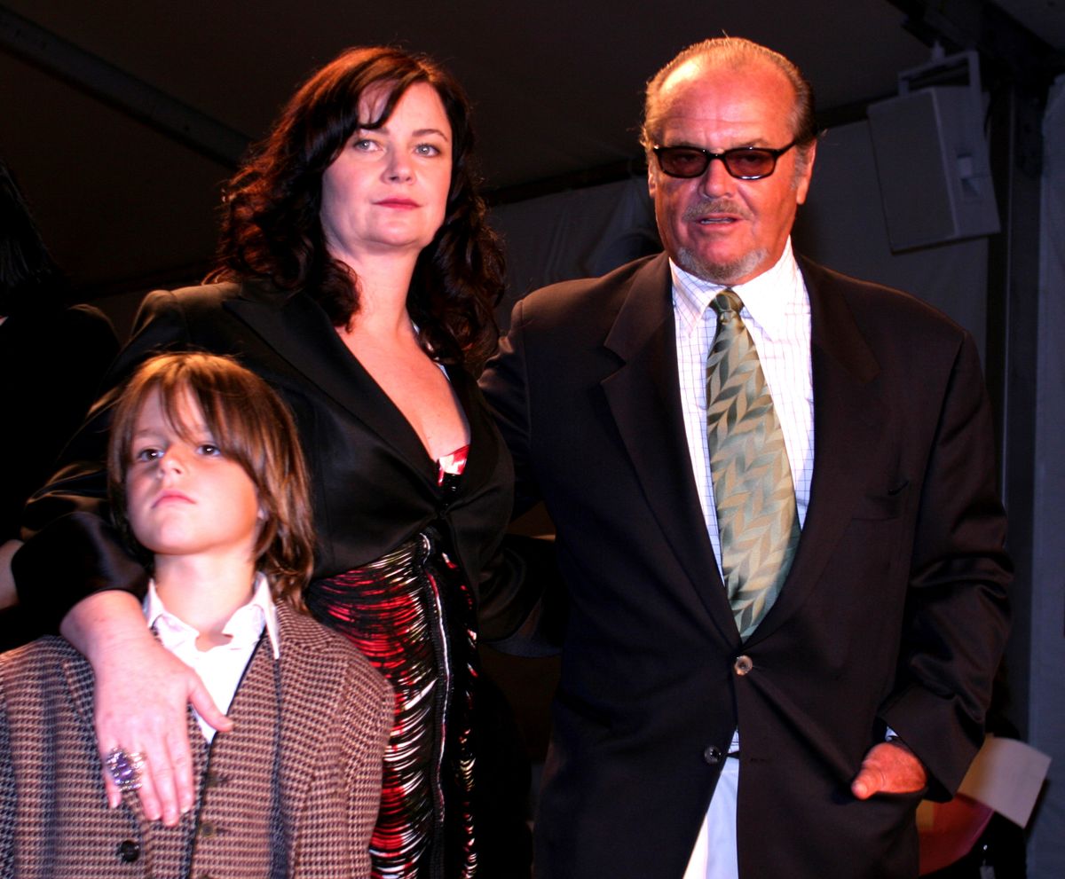 Jack Nicholson a lányával és az unokájával 2004-ben