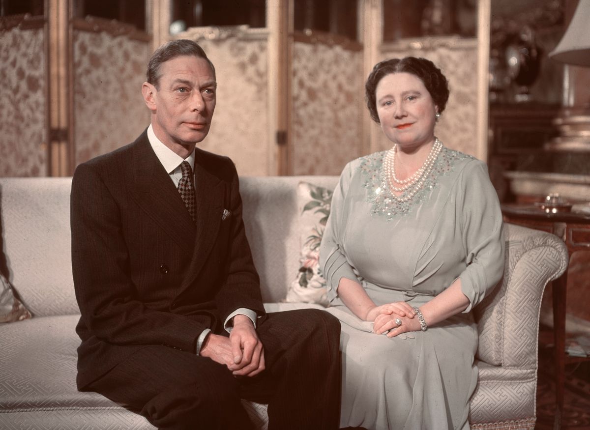 II. Erzsébet királynő szülei, VI. György király és Erzsébet anyakirálynő