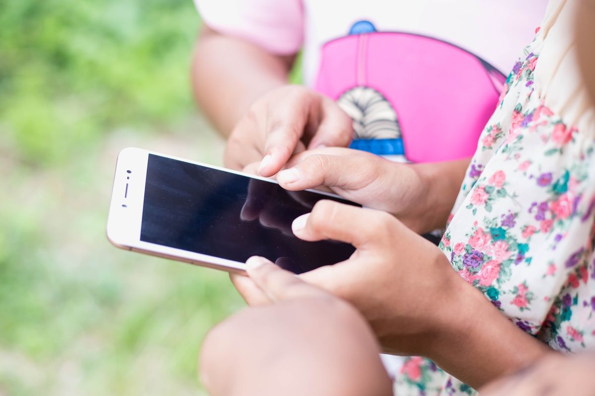 mobiltelefon káros hatása gyerekekre