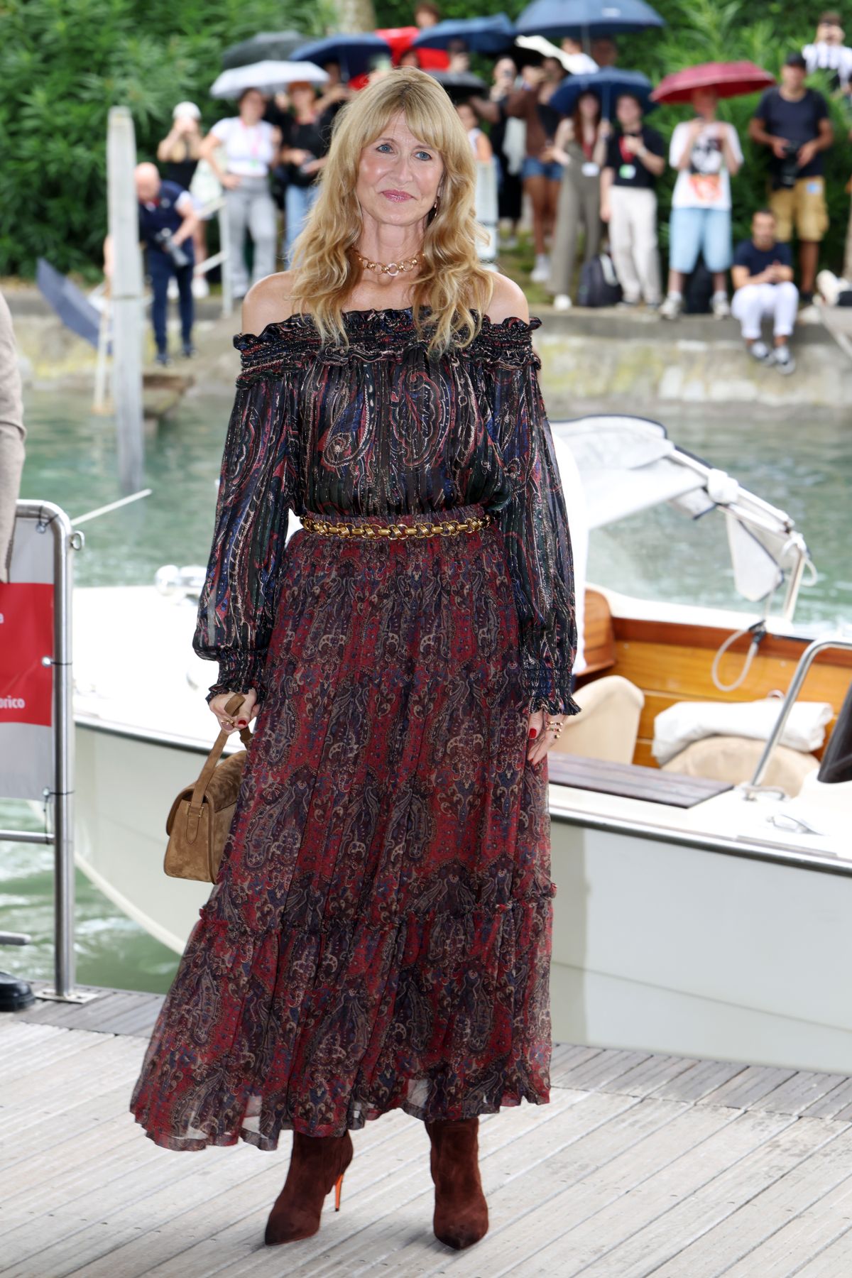 VENICE, ITALY - AUGUST 28: Laura Dern arrives at Palazzo del Casinò for the “Jay Kelly” photocall during the 82nd Venice International Film Festival on August 28, 2025 in Venice, Italy. (Photo by Pascal Le Segretain/Getty Images)