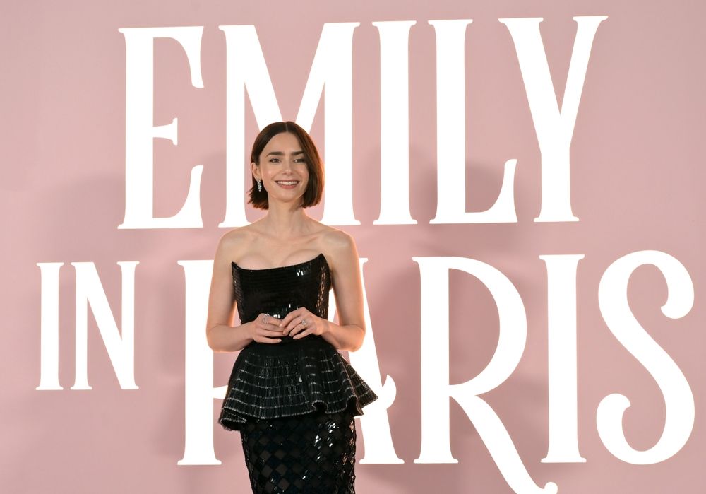 Emily Párizsban, Velence, Lily Collins