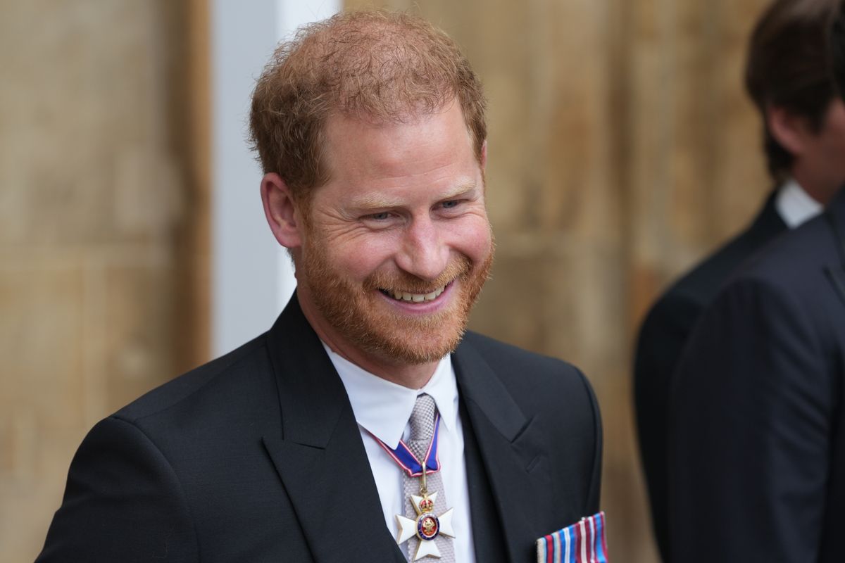 Harry herceg kiakasztotta Kamilla királynét