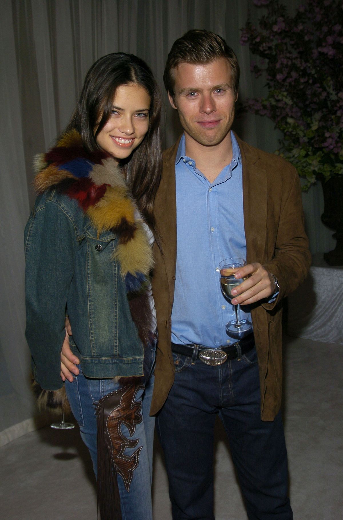Hírességek királyi randipartnerrel: Adriana Lima