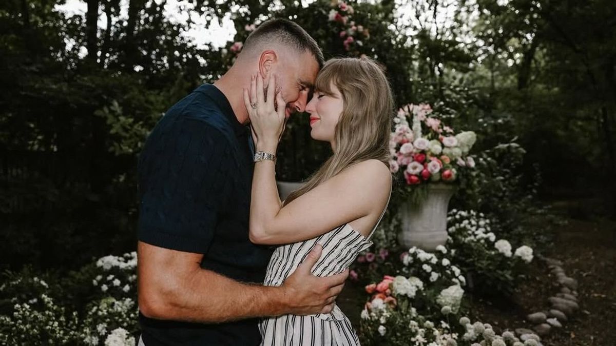 Kiderült, meddig tartotta titokban az eljegyzését Taylor Swift és Travis Kelce: a sportoló ne most tette fel a nagy kérdést