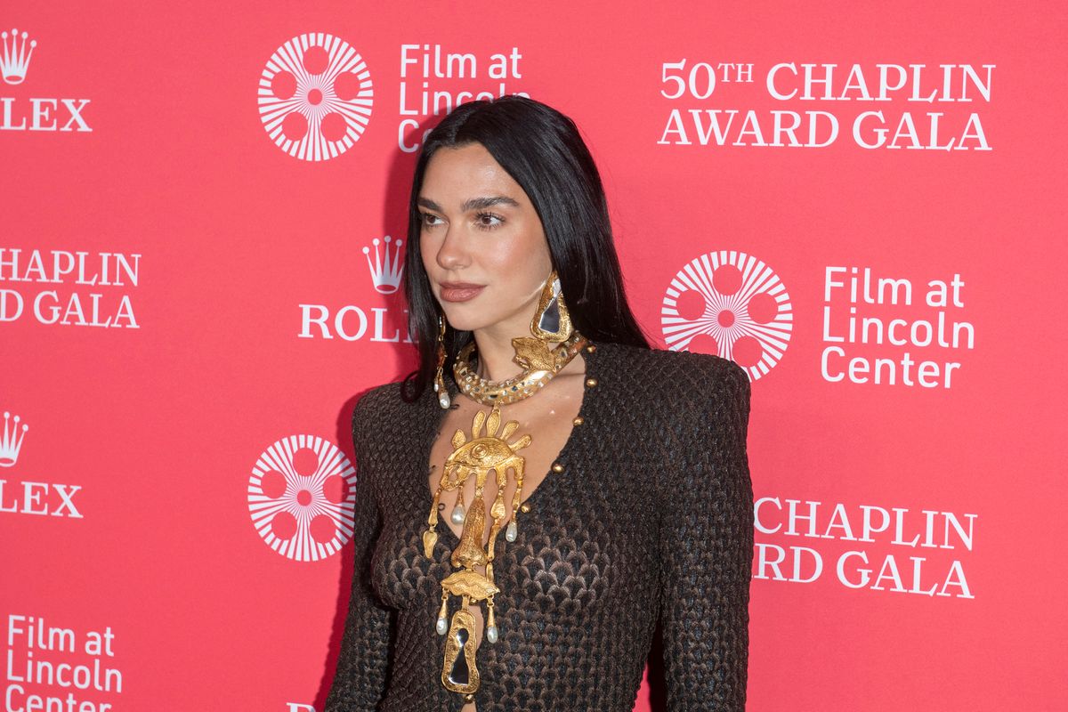 Dua Lipa attends the 50th Chaplin Award Gala at Alice Tully Hall at Lincoln Center in New York, New York, USA, on April 28, 2025. (Photo by Thenews2/NurPhoto) (Photo by Thenews2, M10s / NurPhoto via AFP)