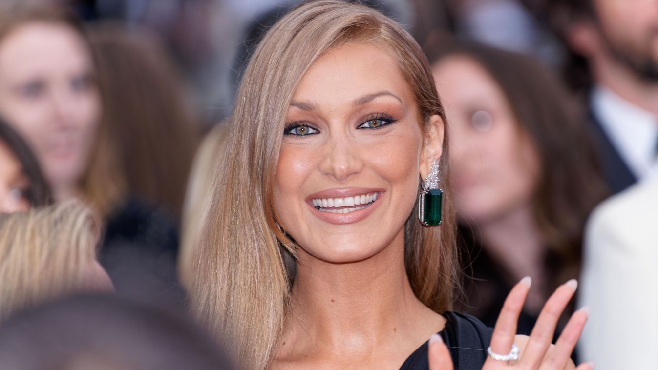 Bella Hadid nemcsak a kifutókon sztár, de az Instagramon is imádják a tökéletes bőre miatt.