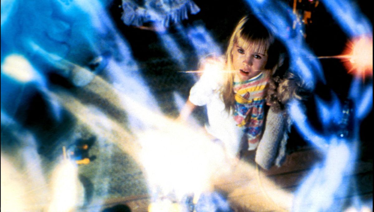 COLLECTION CHRISTOPHEL / NZ  ¬© MGM 
POLTERGEIST II (POLTERGEIST II : THE OTHER SIDE) de Brian Gibson 1986 USA
avec Heather O'Rourke
enfant, t??l??phone, apparition, fantome, peur, maison hant??e, fantÑ¢mes, spectres
s??quelle (Photo by NZ / Collection ChristopheL via AFP)