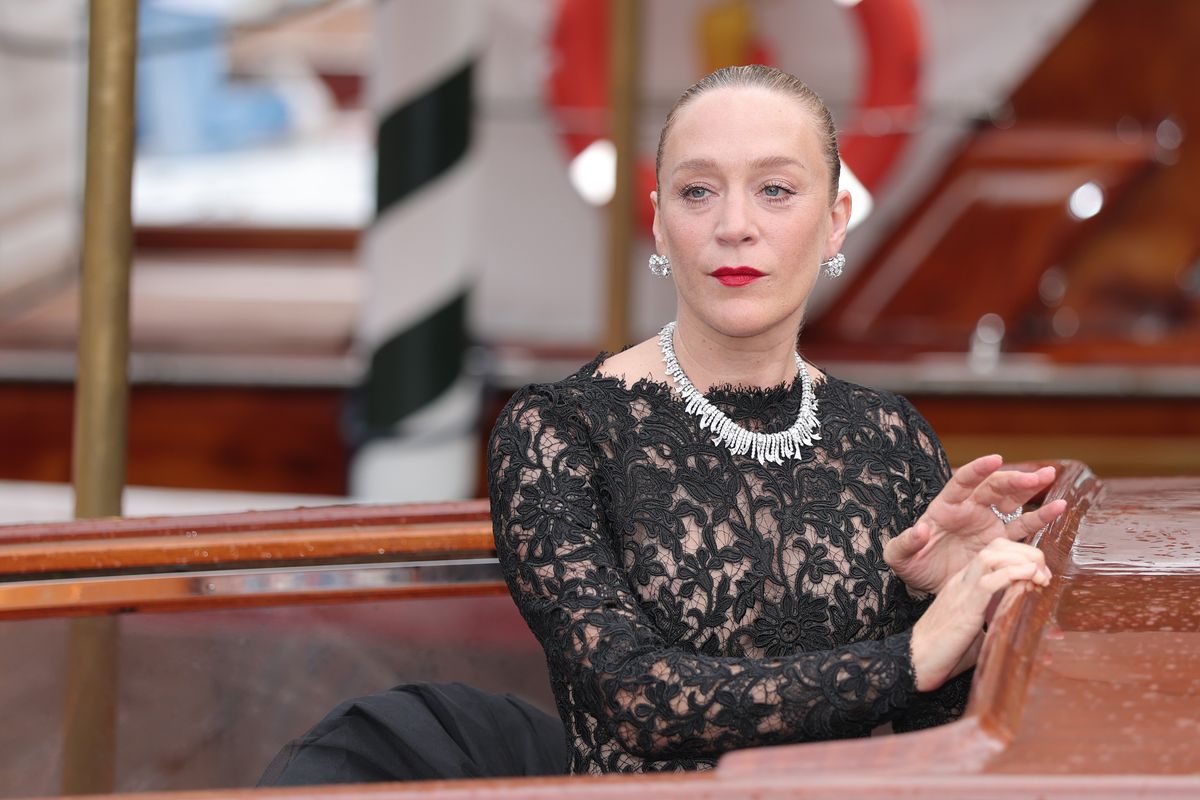 VENICE, ITALY - AUGUST 29: Chloe Sevigny arrives at Hotel Excelsior during the 82nd Venice International Film Festival on August 29, 2025 in Venice, Italy. (Photo by Jacopo Raule/FilmMagic)