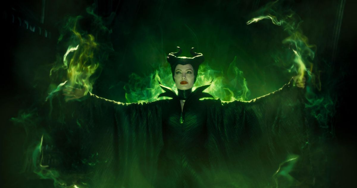 sztár, Angelina Jolie, Demóna