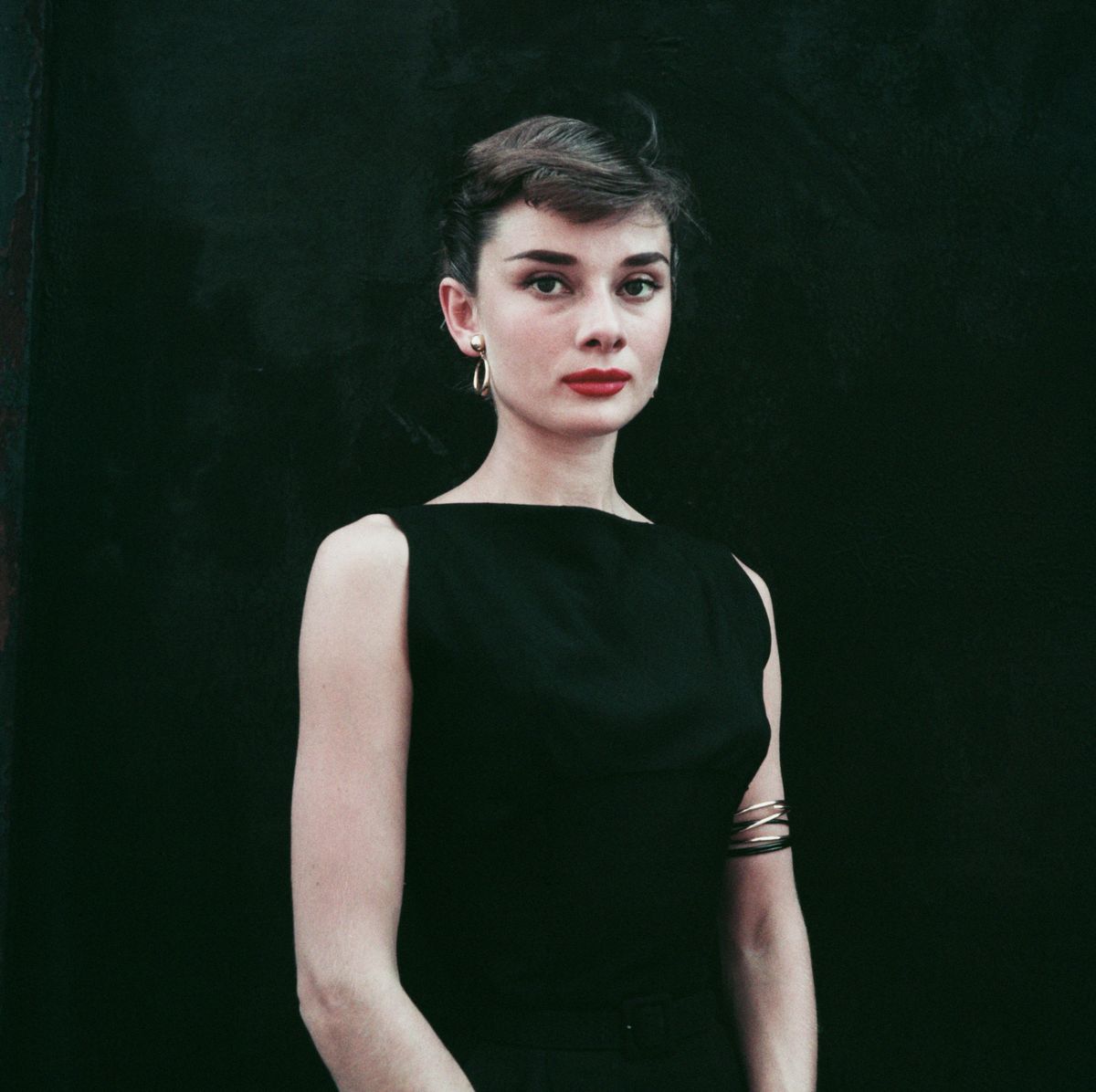 Audrey Hepburn feketében