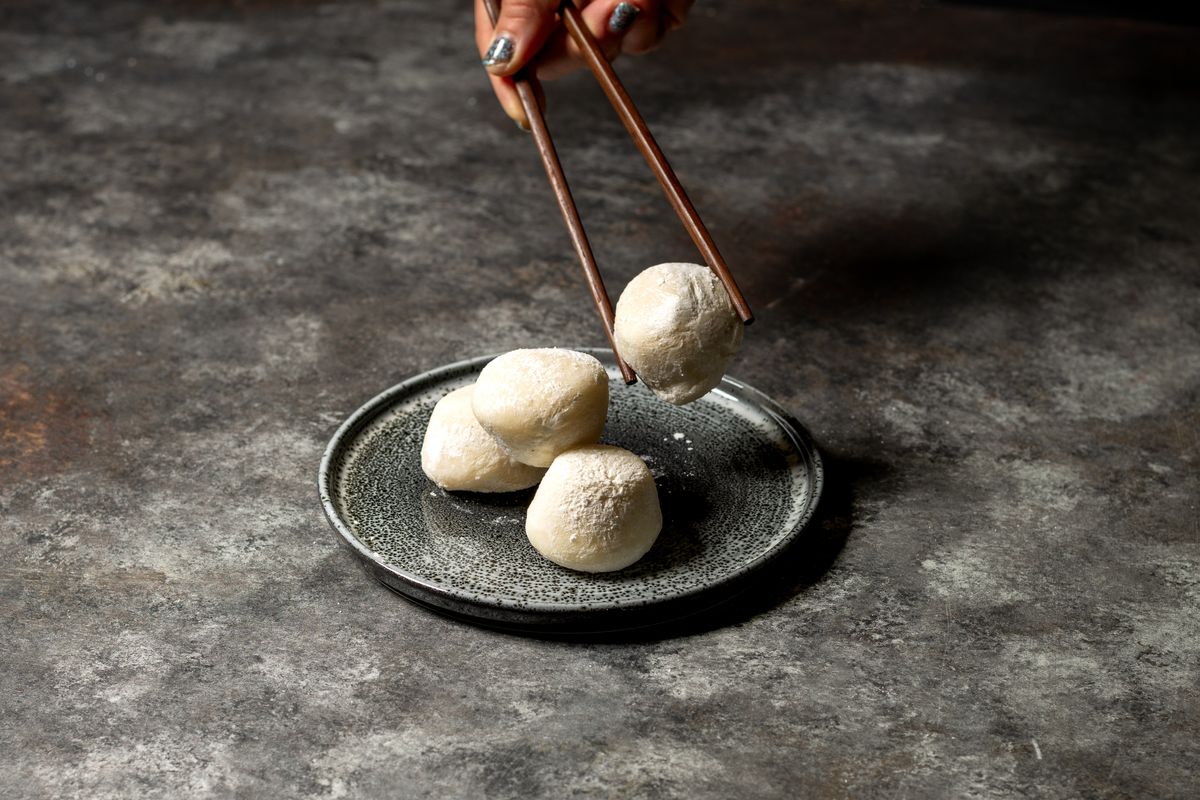 Fehér kis mochi
