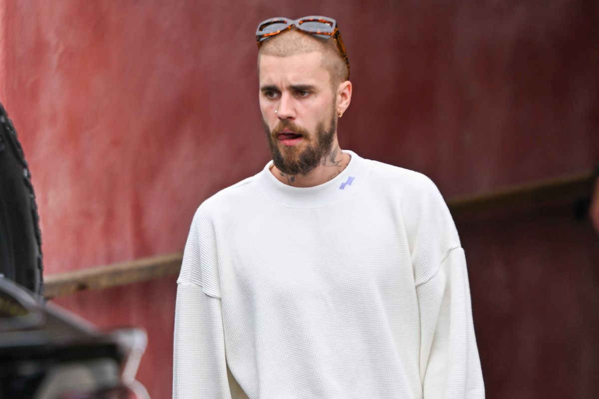  Justin Bieber édesanyja imádkozik a fiáért