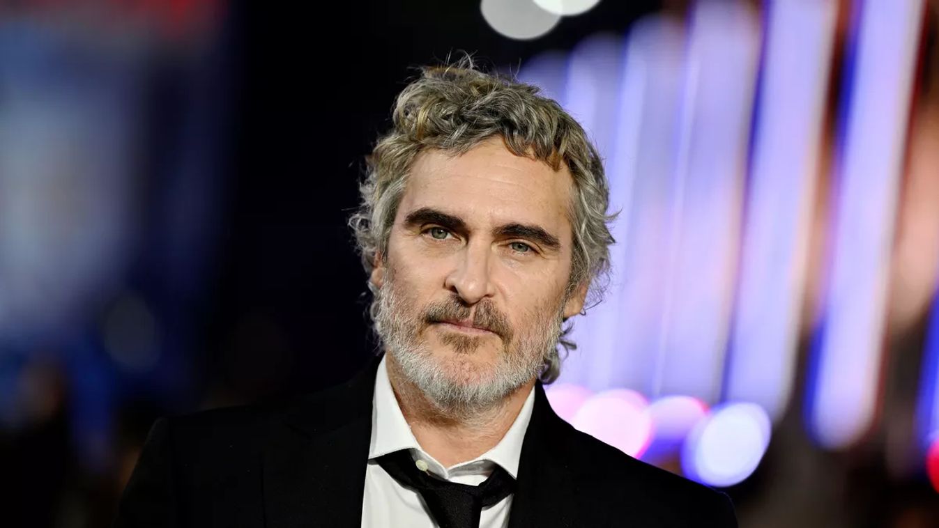 Joaquin Phoenix születésnapját ünnepeljük.