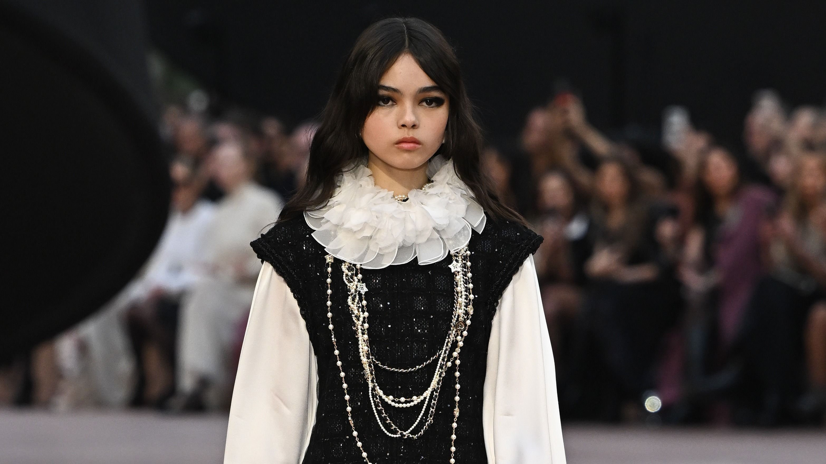 Párizsi divat, Shakespeare 