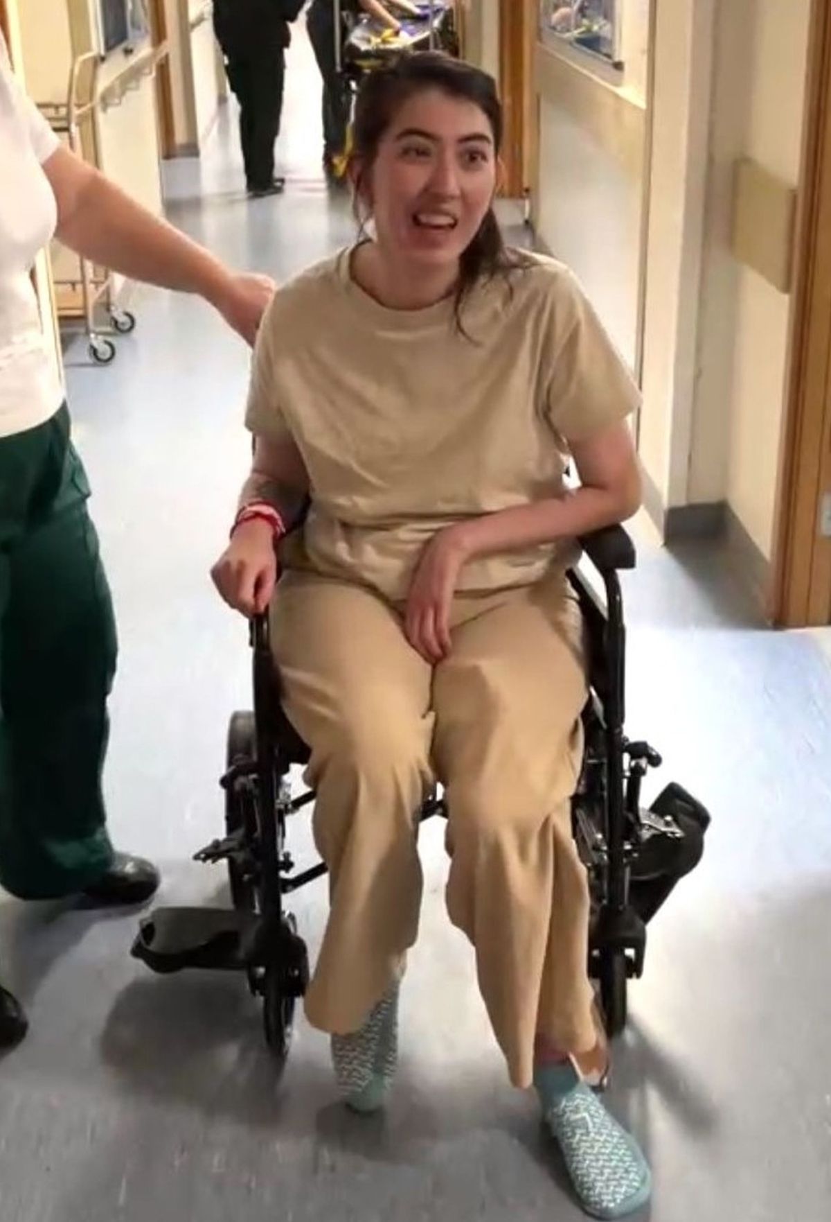 Pic from Kennedy News & Media (Pictured: CATHY WARREN, 29, HAD TO LEARN TO WALK AGAIN AFTER SUFFERING A STROKE WHILE SHE WAS ON HOLIDAY IN TURKEY.) A holidaymaker says her life 'changed forever' when she suffered a stroke on a girls' trip abroad - and woke up with a THAI ACCENT. Cathy Warren, from Basingstoke, Hampshire, went on holiday to Fethiye, Turkey, celebrating her 28th birthday with pals in September 2024 and planned to go out for a birthday meal. While walking to dinner on September 27th says she was hit with a wave of dizziness before her 'legs stopped working' and she was unable to walk any further. DISCLAIMER: While Kennedy News and Media uses its best endeavours to establish the copyright and authenticity of all pictures supplied, it accepts no liability for any damage, loss or legal action caused by the use of images supplied and the publication of images is solely at your discretion. SEE KENNEDY NEWS COPY - 0161 697 4266