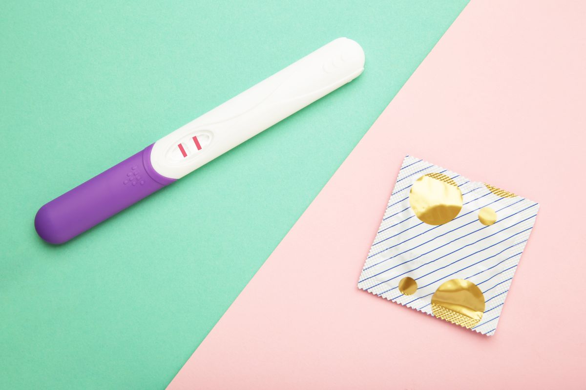 Óvszer mellett sem lehetetlen teherbe esni.