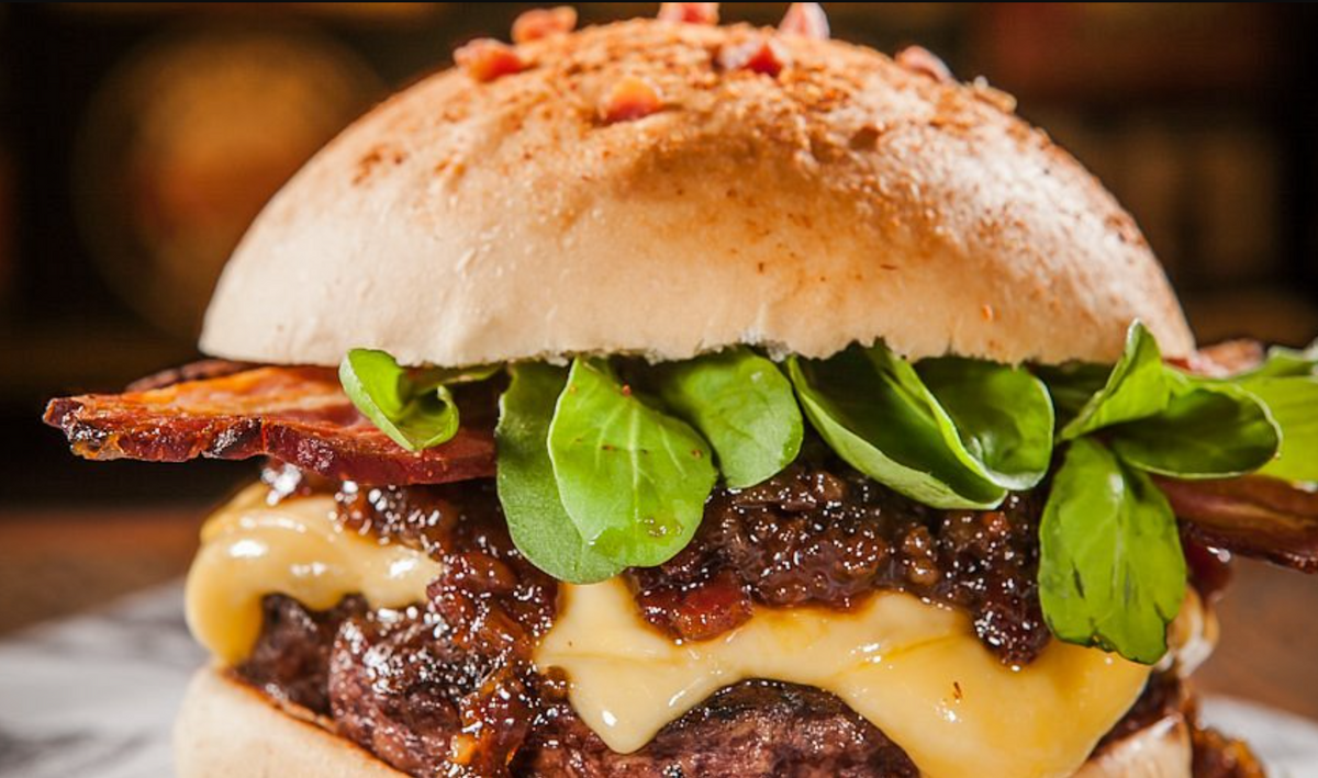 Szaftos Big Kahuna burger.