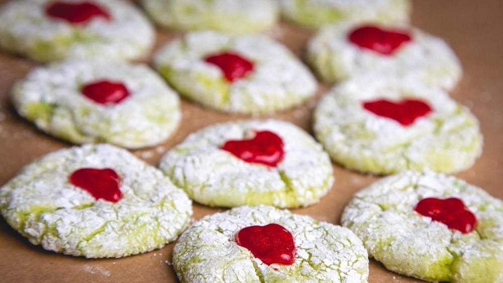 Recept: így készülnek a Grincs kekszek.