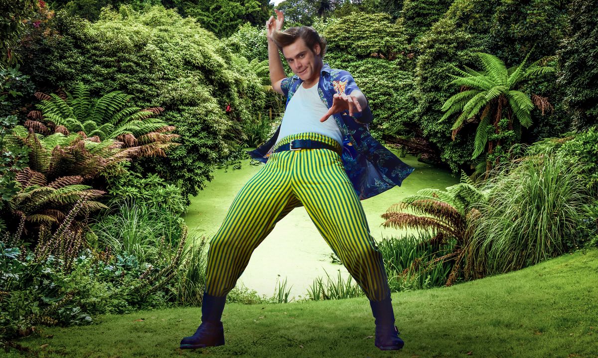 Jim Carry, mint Ace Ventura LOS ANGELES - DECEMBER 1995:  Jim Carrey as Ace Ventura poses for a photo in December 1995 in Los Angeles, California. (Photo by Aaron Rapoport/Corbis/Getty Images)