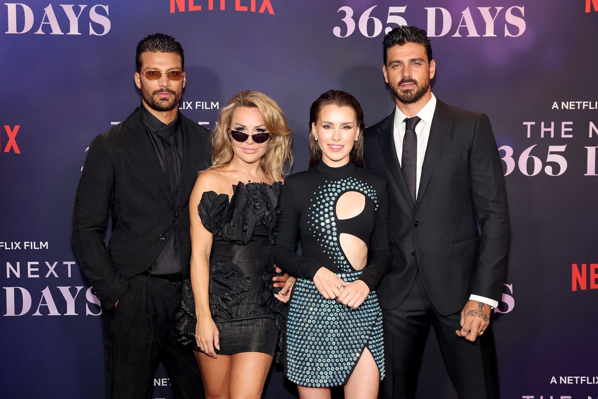 NEW YORK, NEW YORK - AUGUST 18: (L-R) Simone Susinna, Blanka Lipińska, Anna-Maria Sieklucka, and Michele Morrone attend The Next 365 Days NY Fan Event at The Paris Theatre on August 18, 2022 in New York City. (Photo by Monica Schipper/Getty Images for Netflix)
