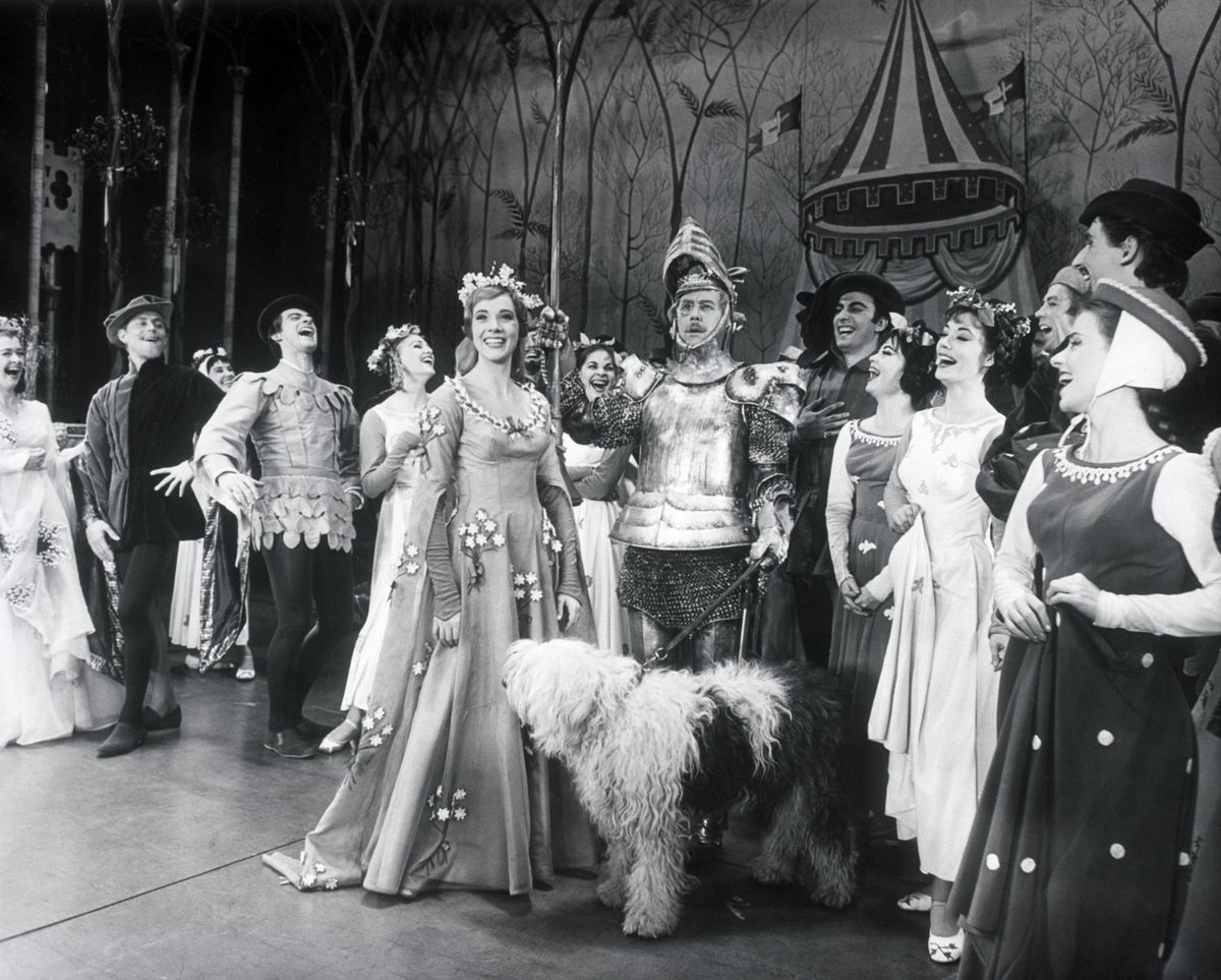 A brit színésznő, Julie Andrews a Broadwayen