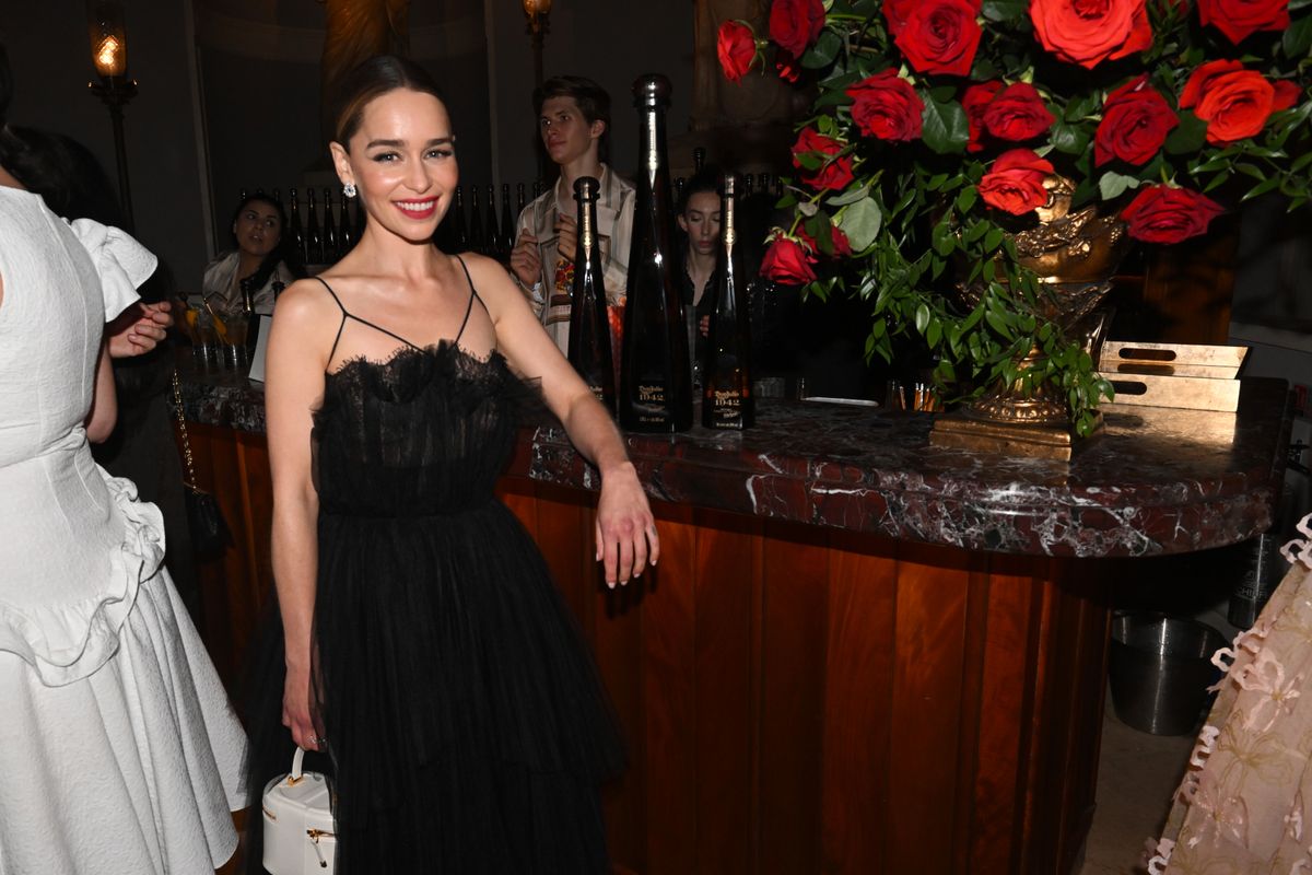 LONDON, ENGLAND - SEPTEMBER 14: Emilia Clarke attends The Rotunda Bar sponsored by Don Julio at Vogue World: London at Theatre Royal Drury Lane on September 14, 2023 in London, England. (Photo by Anthony Devlin/Getty Images for Vogue)