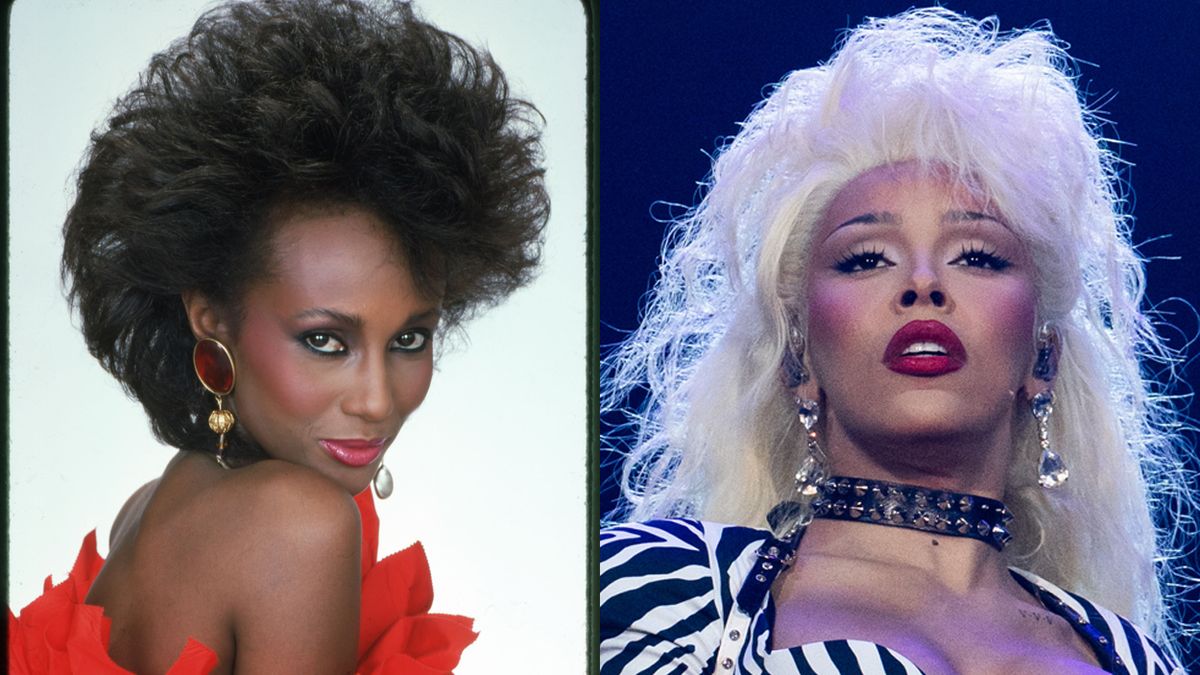 Doja Cat visszahozta a '80-as évek élénk pirosító trendjét.