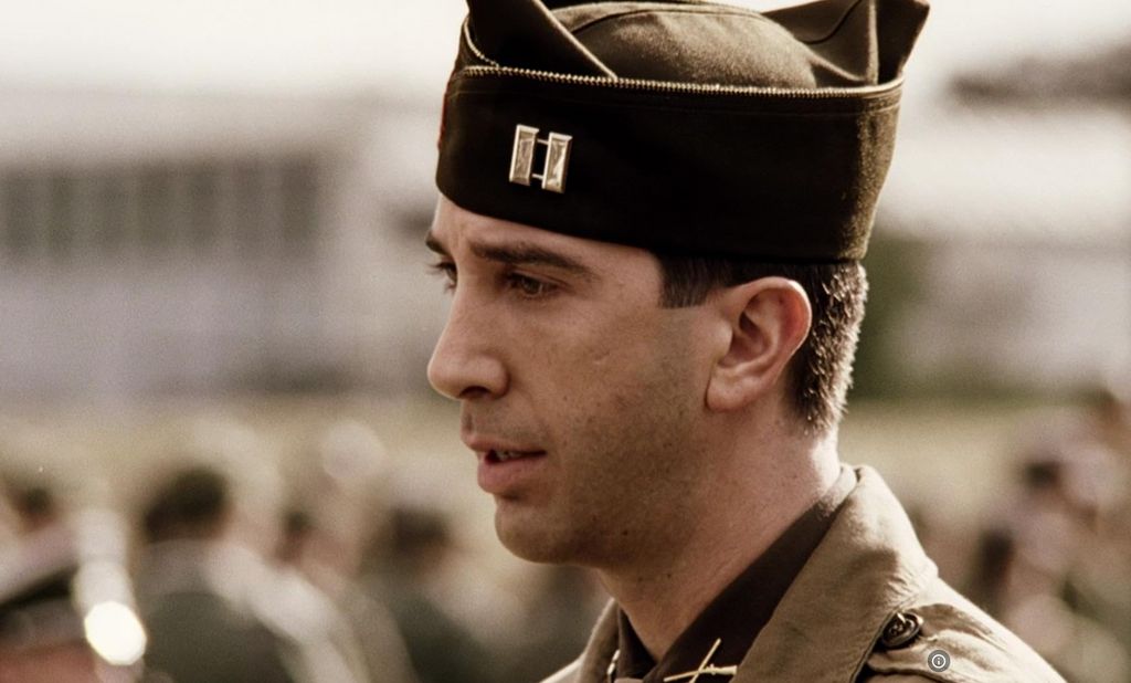 A filmcsillag Az elit alakulat című Emmy-díjas sorozatban.