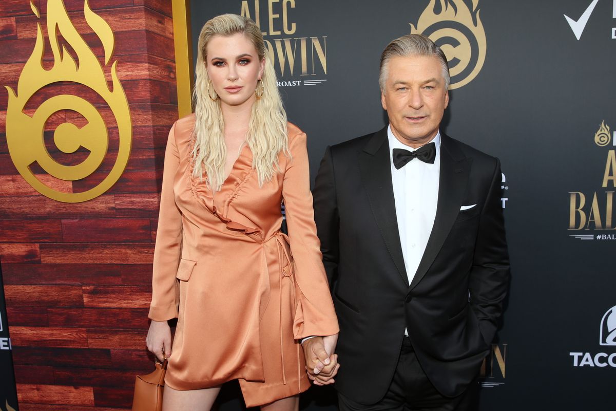 Alec Baldwin lánya Ireland Baldwin megrázó nyilatkozatot tett a családjáról