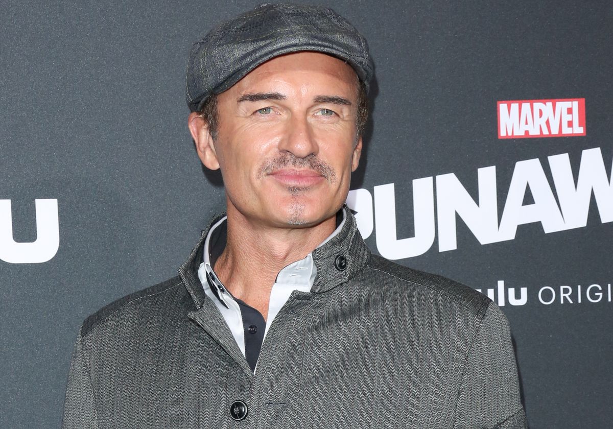 LOS ANGELES, CA - NOVEMBER 16:  Actor Julian McMahon attends the premiere of Hulu's "Marvel's Runaways" at The Regency Bruin Theatre on November 16, 2017 in Los Angeles, California.  (Photo by Paul Archuleta/FilmMagic)